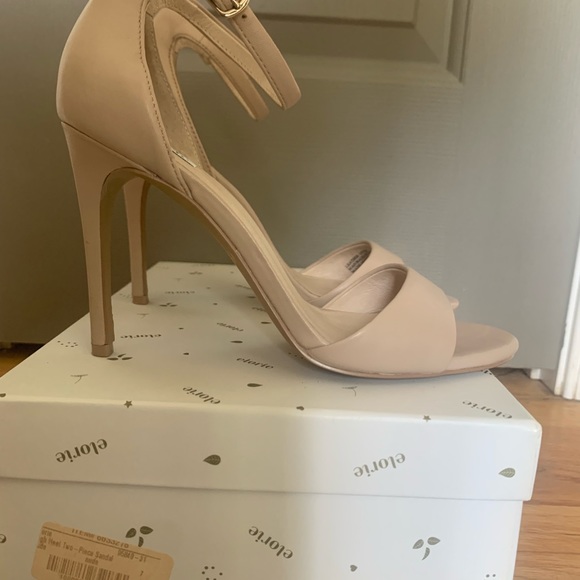 Neutral Sandal - Picture 3 of 3